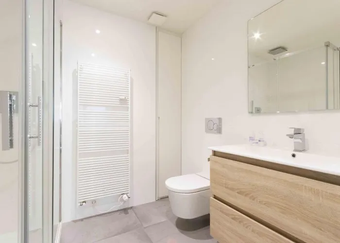 The Collection - River * San Sebastian