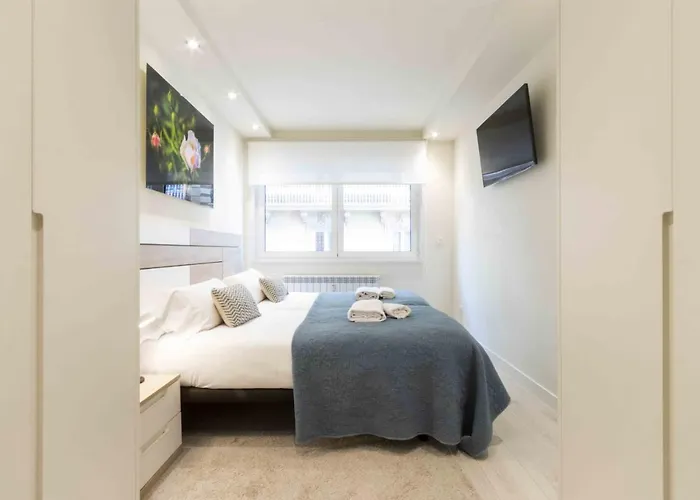 The Collection - River Apartment San Sebastian