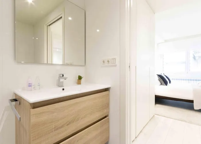 The Collection - River * San Sebastian